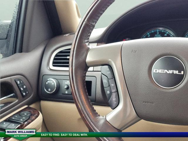 used 2014 GMC Yukon car, priced at $17,595