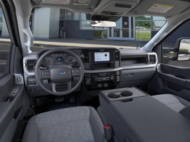 new 2025 Ford F-250 car, priced at $55,564