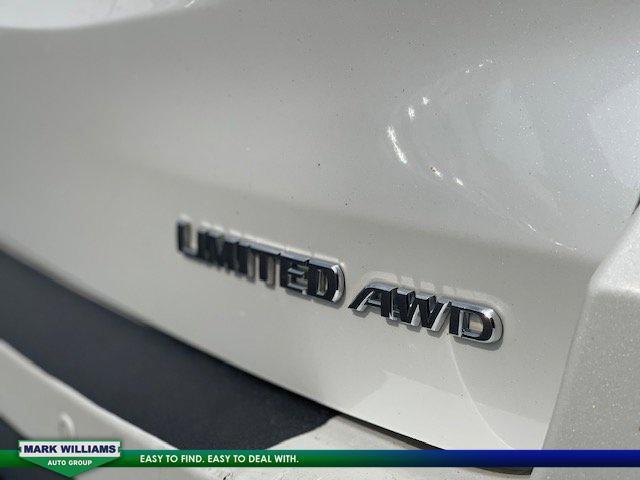 used 2015 Toyota Highlander car, priced at $17,595