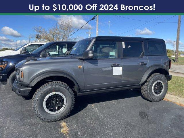 new 2024 Ford Bronco car, priced at $62,930