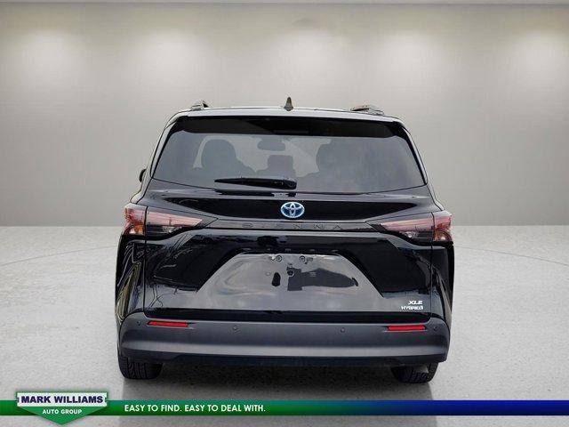 used 2023 Toyota Sienna car, priced at $41,698
