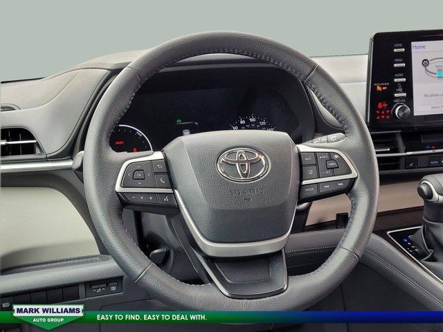 used 2023 Toyota Sienna car, priced at $41,698