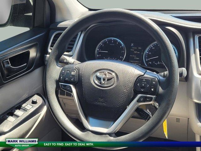 used 2017 Toyota Highlander car, priced at $19,298