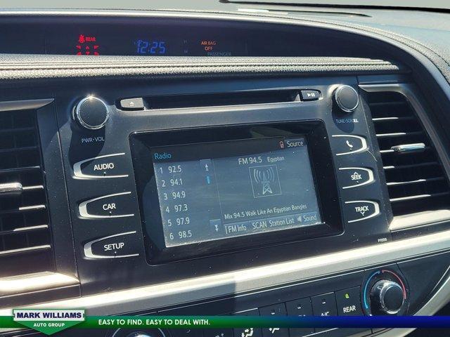 used 2017 Toyota Highlander car, priced at $19,298