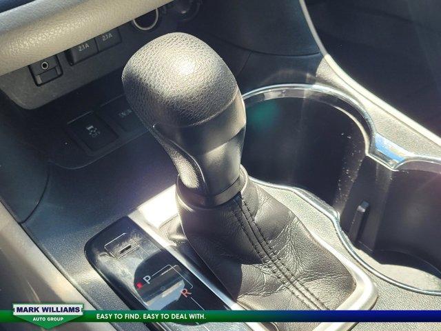 used 2017 Toyota Highlander car, priced at $19,298
