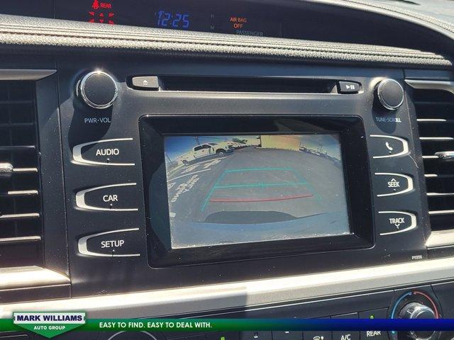 used 2017 Toyota Highlander car, priced at $19,298