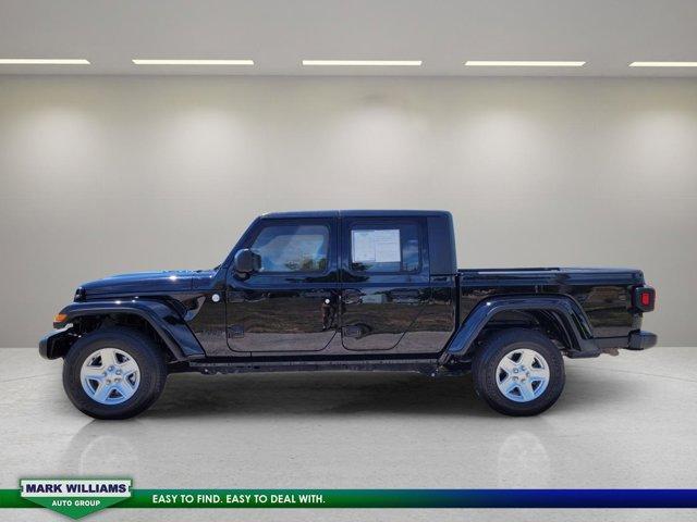 used 2021 Jeep Gladiator car, priced at $34,107