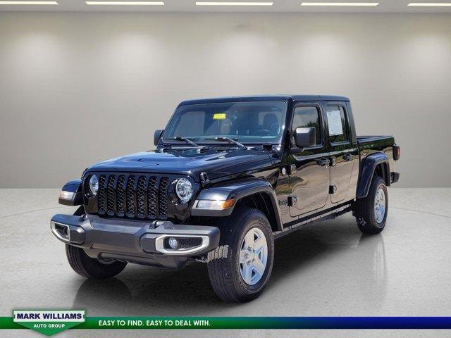 used 2021 Jeep Gladiator car, priced at $34,107