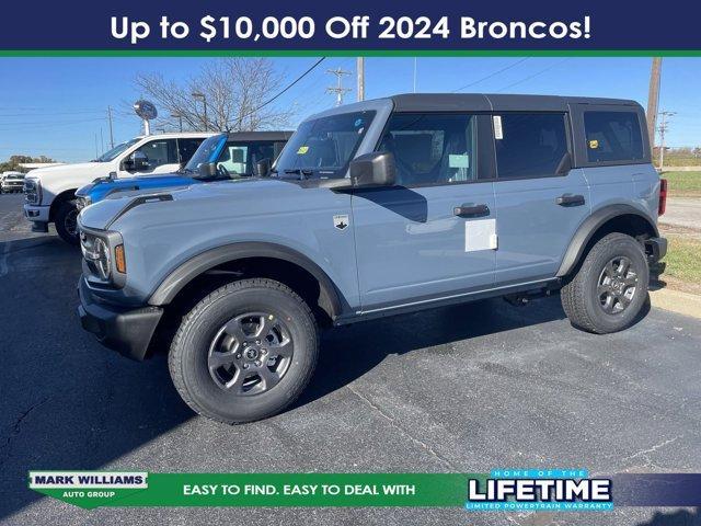 new 2024 Ford Bronco car, priced at $45,385