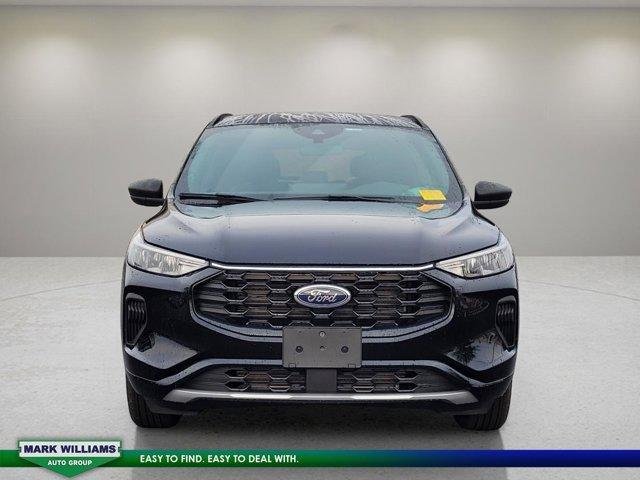 used 2024 Ford Escape car, priced at $28,600