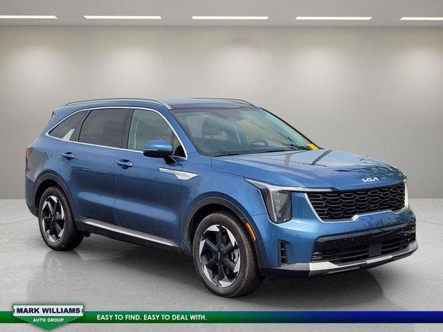 used 2025 Kia Sorento Hybrid car, priced at $37,898