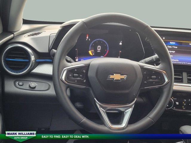 used 2025 Chevrolet Trax car, priced at $24,786
