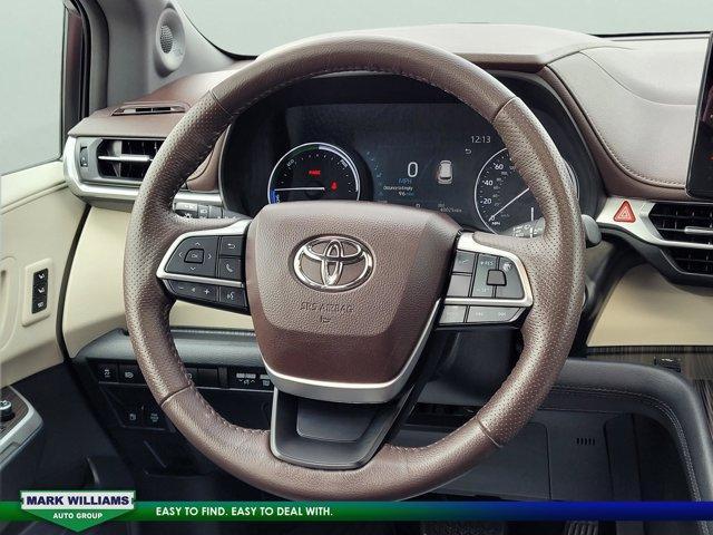 used 2021 Toyota Sienna car, priced at $43,980