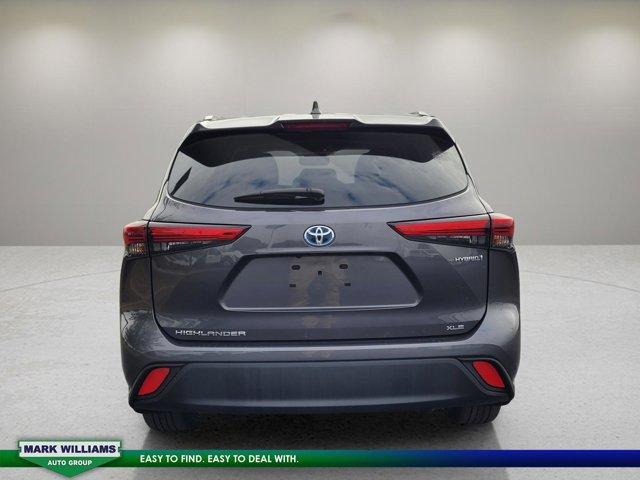 used 2022 Toyota Highlander Hybrid car, priced at $41,998
