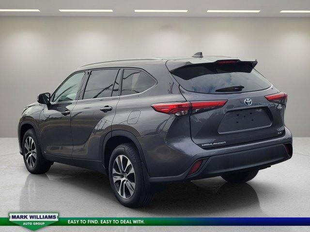 used 2022 Toyota Highlander Hybrid car, priced at $41,998