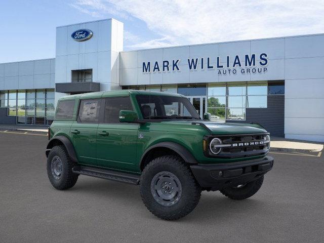 new 2025 Ford Bronco car, priced at $61,671