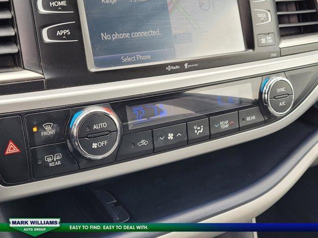 used 2015 Toyota Highlander car, priced at $13,498