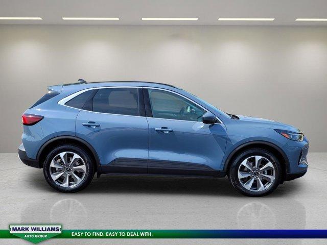 used 2023 Ford Escape car, priced at $28,125