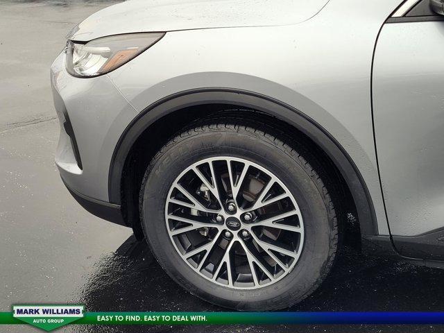 used 2023 Ford Escape car, priced at $20,150