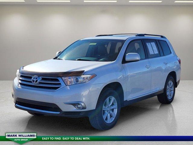 used 2013 Toyota Highlander car, priced at $14,798