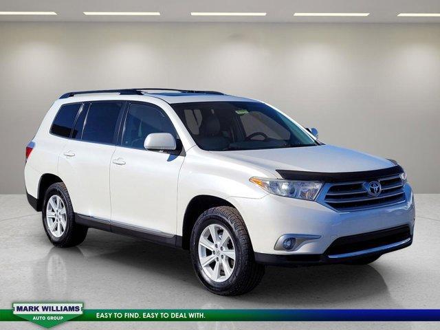 used 2013 Toyota Highlander car, priced at $14,798