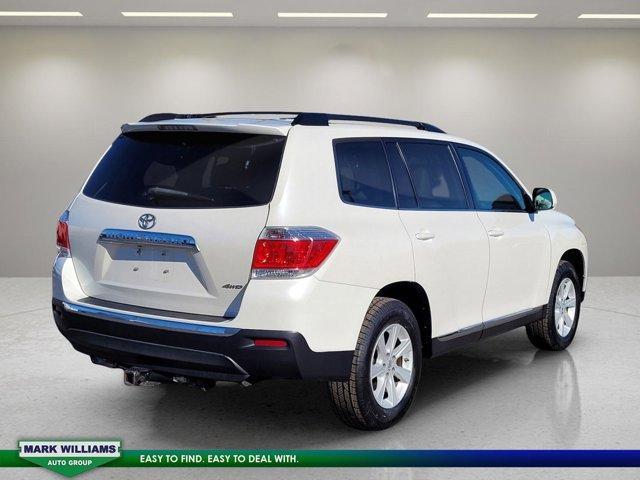 used 2013 Toyota Highlander car, priced at $14,798