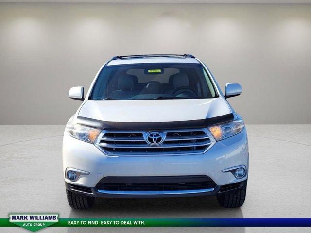 used 2013 Toyota Highlander car, priced at $14,798