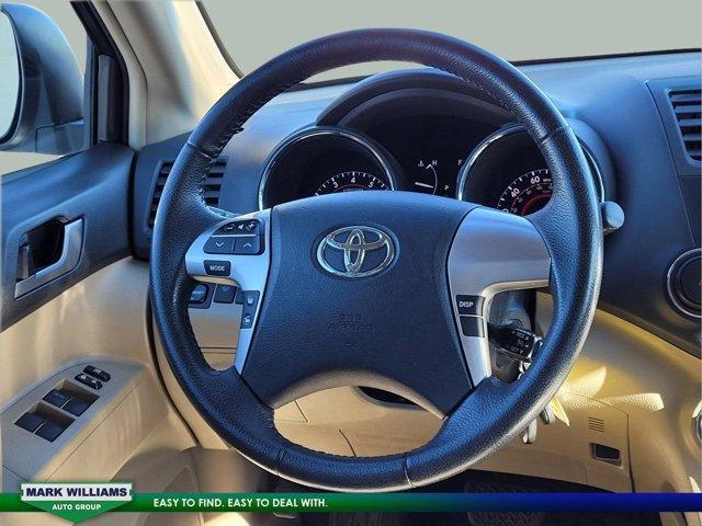 used 2013 Toyota Highlander car, priced at $14,798