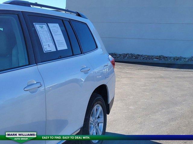 used 2013 Toyota Highlander car, priced at $14,798