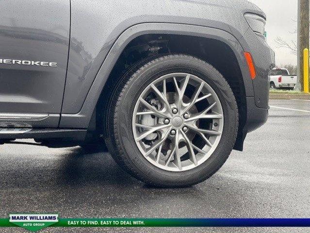 used 2024 Jeep Grand Cherokee car, priced at $56,498