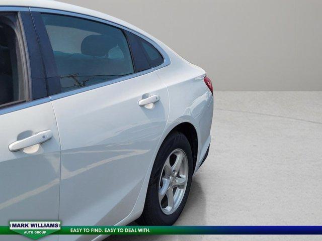 used 2018 Chevrolet Malibu car, priced at $15,998