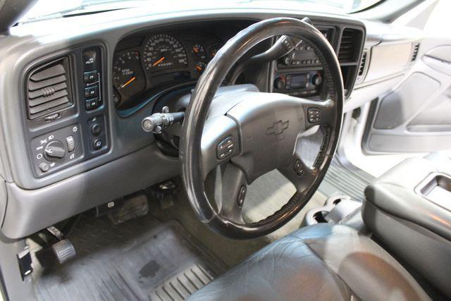 used 2006 Chevrolet Silverado 2500 car, priced at $31,436