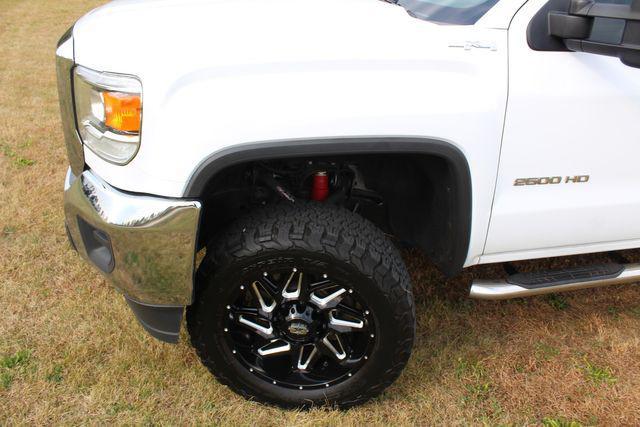 used 2017 GMC Sierra 2500 car, priced at $35,724