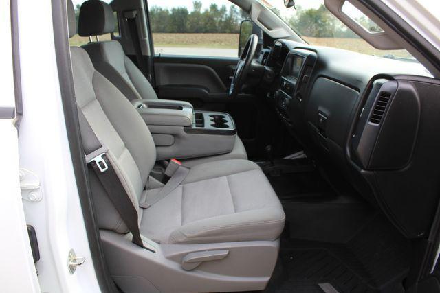 used 2017 GMC Sierra 2500 car, priced at $35,724