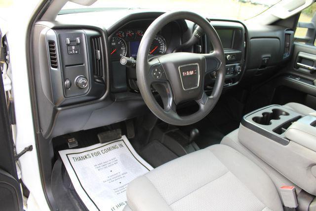 used 2017 GMC Sierra 2500 car, priced at $35,724