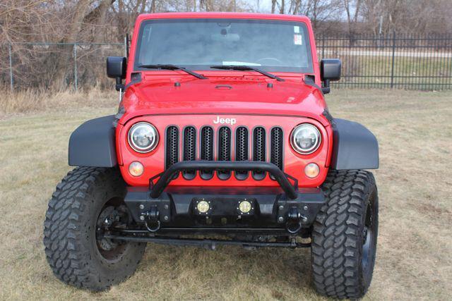 used 2015 Jeep Wrangler Unlimited car, priced at $23,726