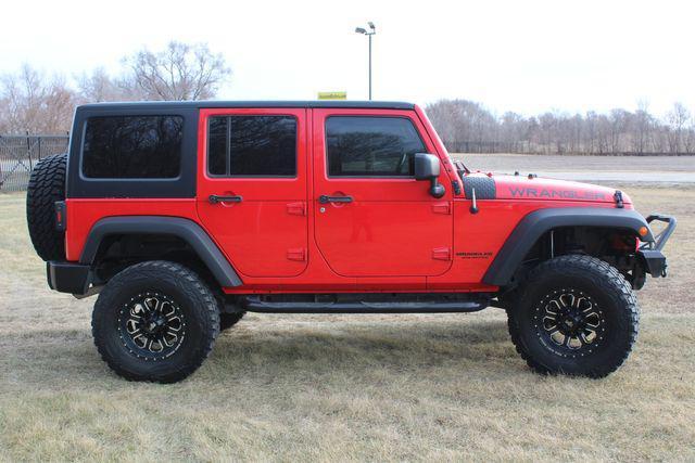 used 2015 Jeep Wrangler Unlimited car, priced at $23,726