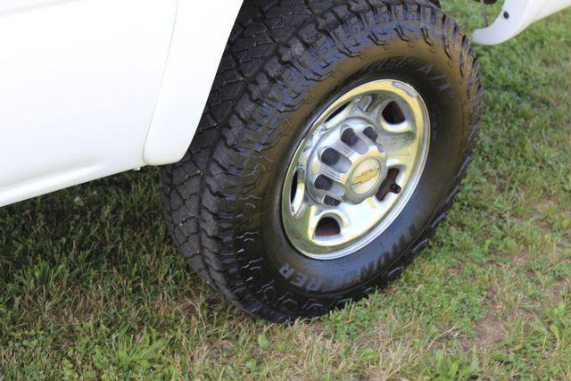 used 2004 Chevrolet Silverado 2500 car, priced at $23,445