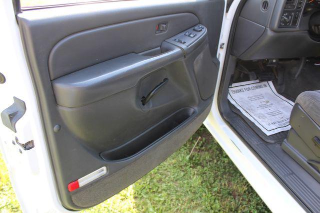 used 2004 Chevrolet Silverado 2500 car, priced at $23,445