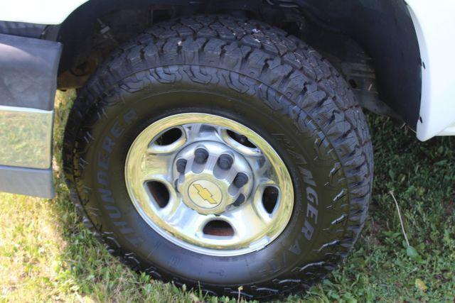 used 2004 Chevrolet Silverado 2500 car, priced at $23,445