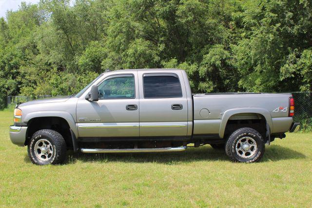 used 2006 GMC Sierra 2500 car, priced at $13,788