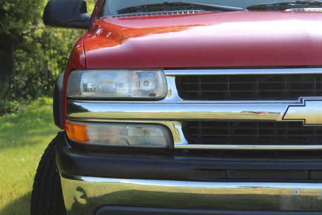used 2001 Chevrolet Suburban car, priced at $16,746