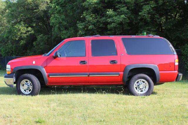 used 2001 Chevrolet Suburban car, priced at $16,746