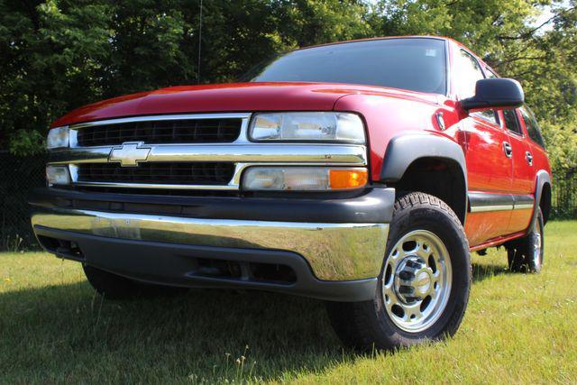 used 2001 Chevrolet Suburban car, priced at $16,746