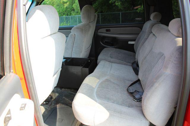 used 2001 Chevrolet Suburban car, priced at $16,746