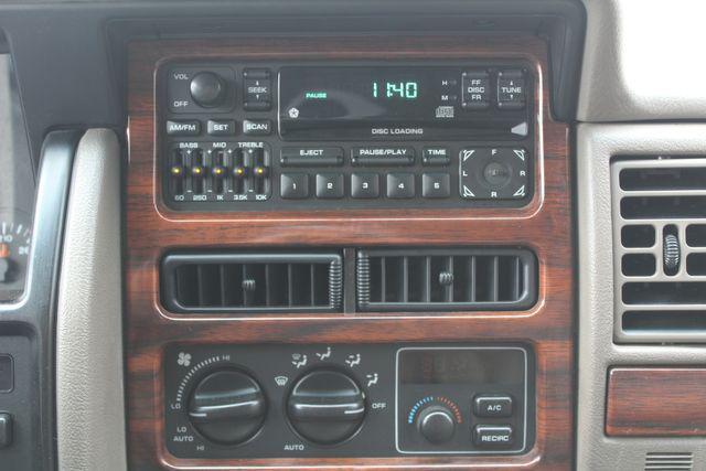 used 1993 Jeep Grand Cherokee car, priced at $12,740