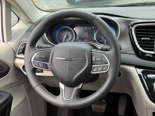 used 2023 Chrysler Pacifica car, priced at $22,914