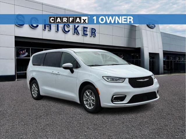 used 2023 Chrysler Pacifica car, priced at $22,914