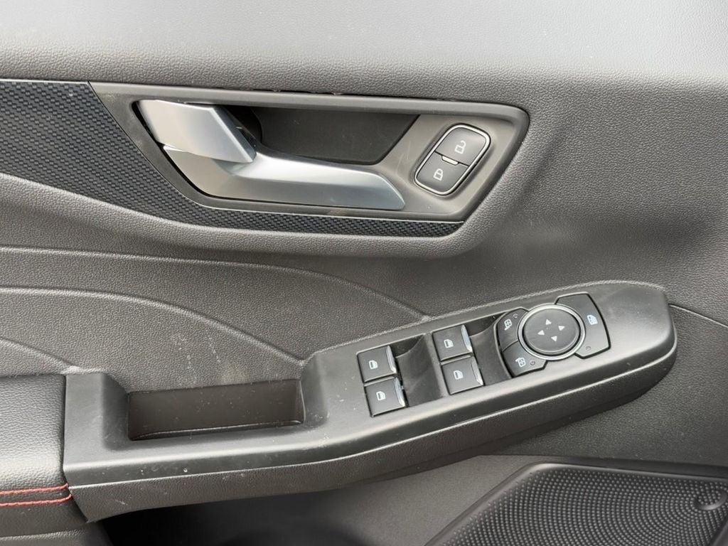 new 2025 Ford Escape car, priced at $29,682