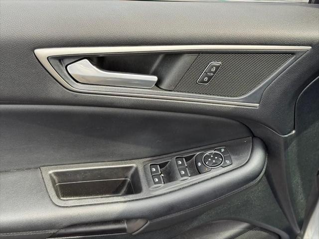 used 2022 Ford Edge car, priced at $25,000